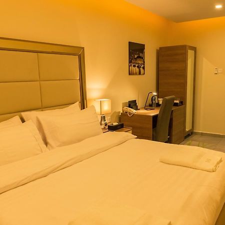 Iris Hotel Wuse 2 Abuja Bagian luar foto