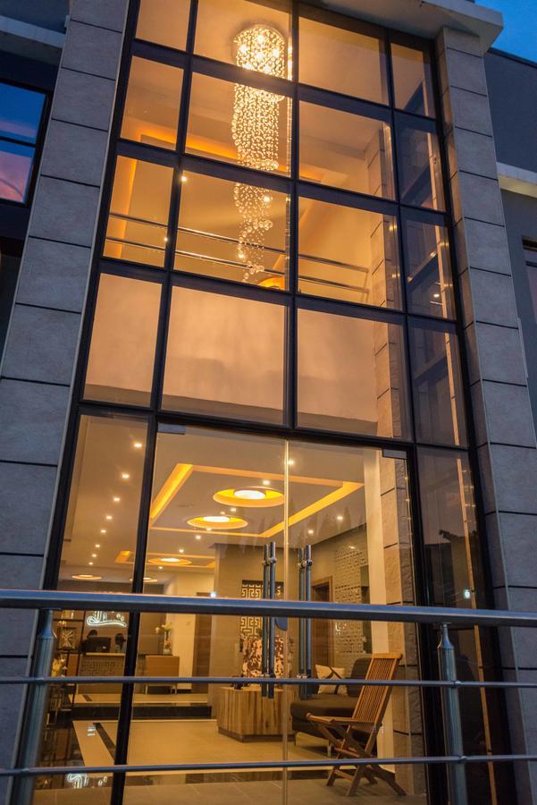 Iris Hotel Wuse 2 Abuja Bagian luar foto