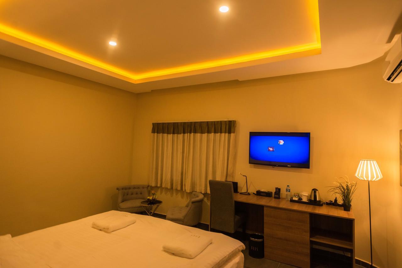 Iris Hotel Wuse 2 Abuja Bagian luar foto
