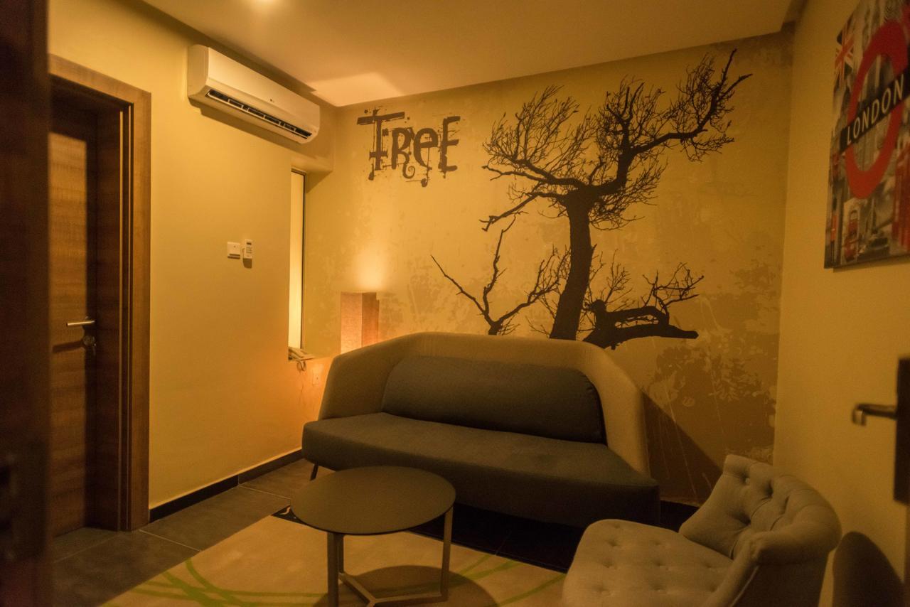 Iris Hotel Wuse 2 Abuja Bagian luar foto
